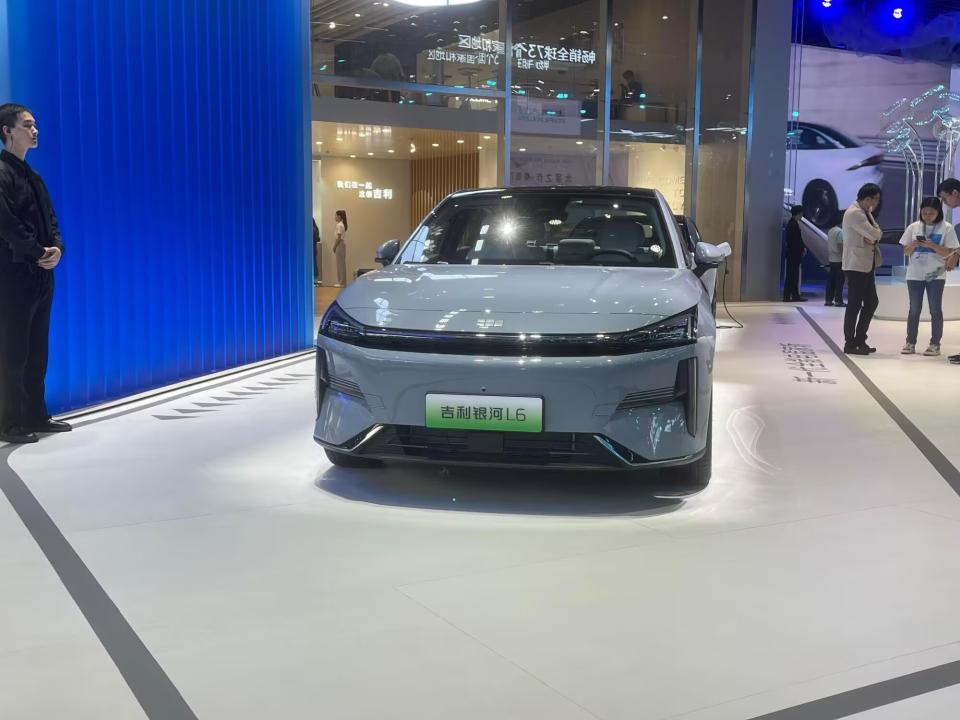 吉利银河 L6 2025 款：1.5L 自吸+1.5T插混，综合续航超2000km