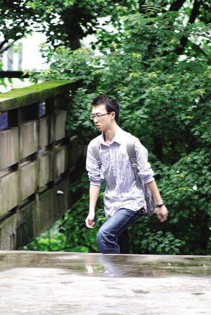 09年，那个裸分全市第一却被北大拒录的何川洋，第二年终于考上了