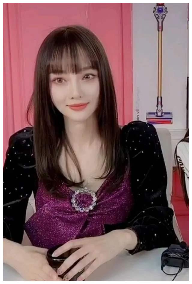 文梦洋 价格(转型网红直播的10个女明星) - 价格百科