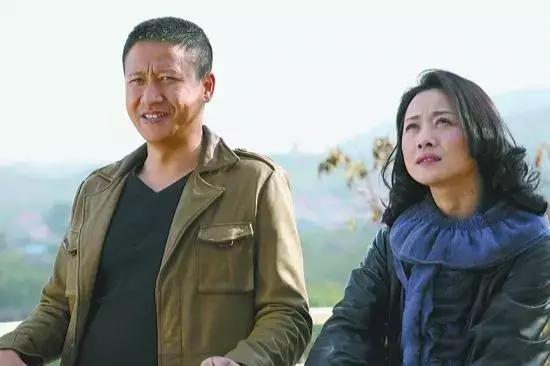 张健：是刘蓓的一婚和三婚丈夫，欠债3个亿，没脸出席儿子的婚礼