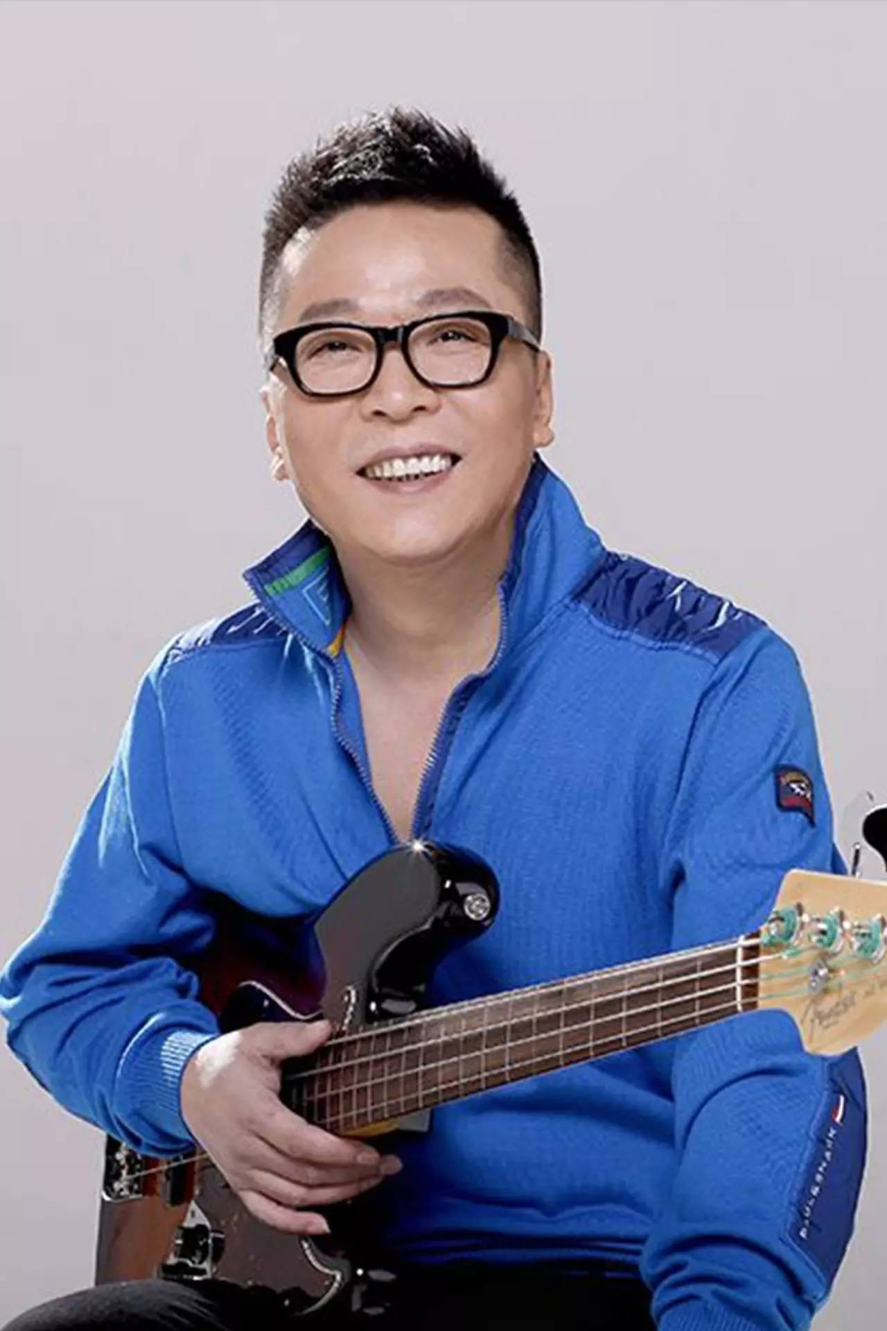 1993年,一首《小芳》传遍祖国大地,他的传唱人就是李春波.