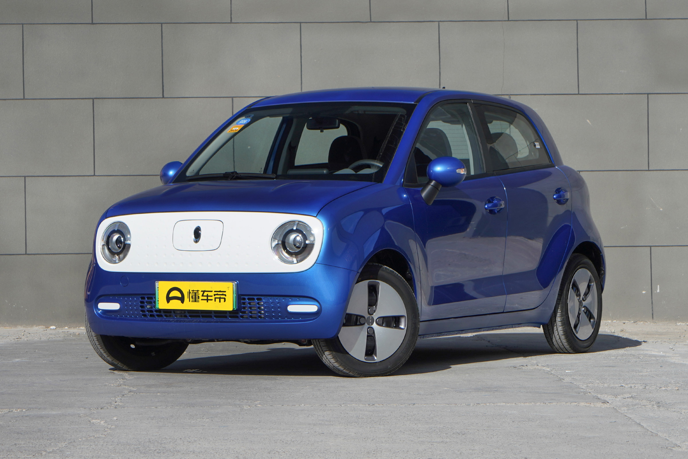 新車｜這款小車竟然贏了特斯拉？2021年新能源暢銷車Top10出爐