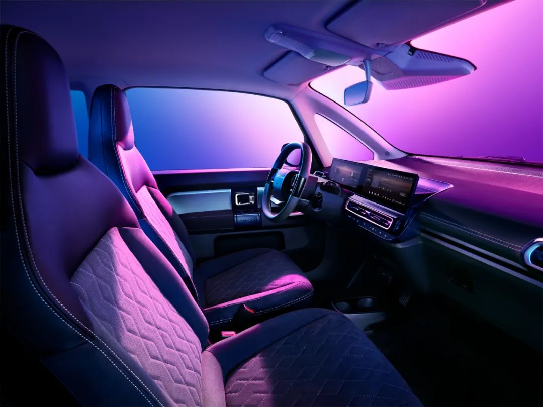 微型车也能有双大屏,新款宝骏kiwi ev内饰官图发布