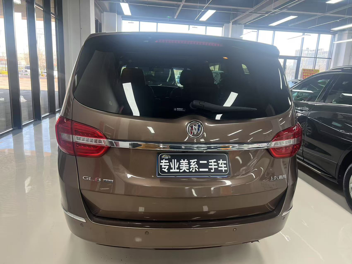 商务接待好选择，2018款别克GL8尊贵型，一手车况仅售11.98万
