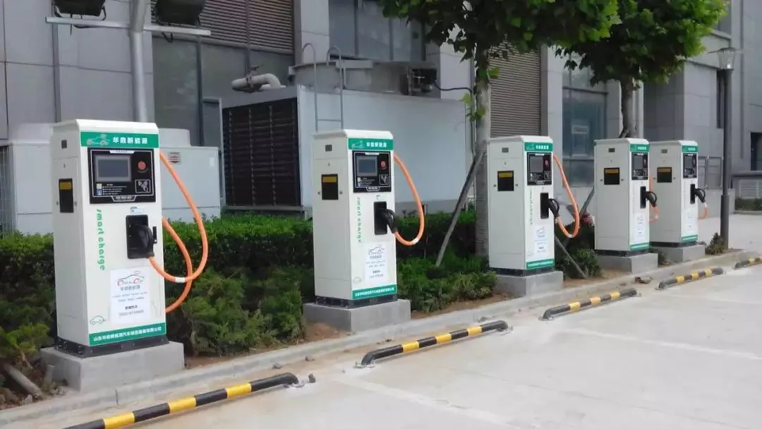 10万左右,新能源车和燃油车,哪种用车成本更低?