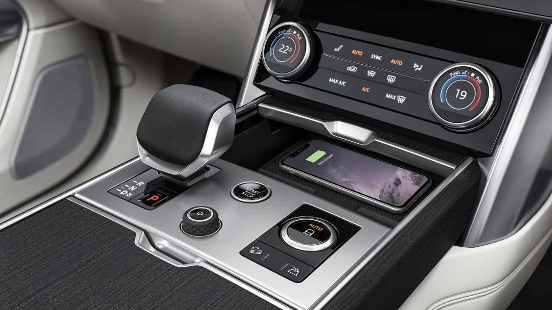 这款英国SUV外观超40年不变，售价百万却不愁销量