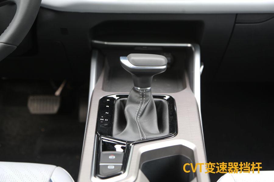 实测油耗百公里6.8升，悬架偏硬动力偏弱，试驾吉利第4代帝豪