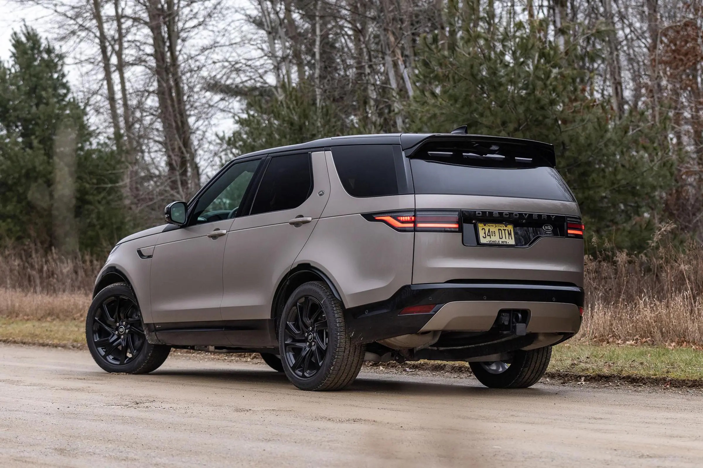 68.98万元起 2023款路虎发现上市 信息娱乐系统升级