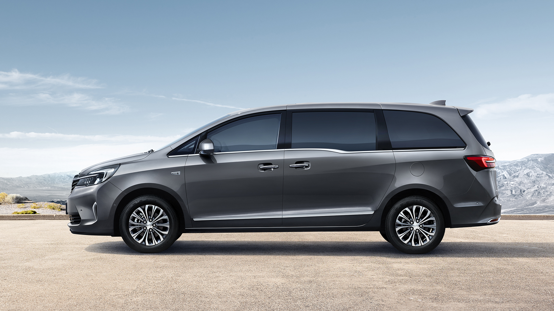 换装2.0T+48V轻混动力，23.29万起，新款别克GL8陆上公务舱上市