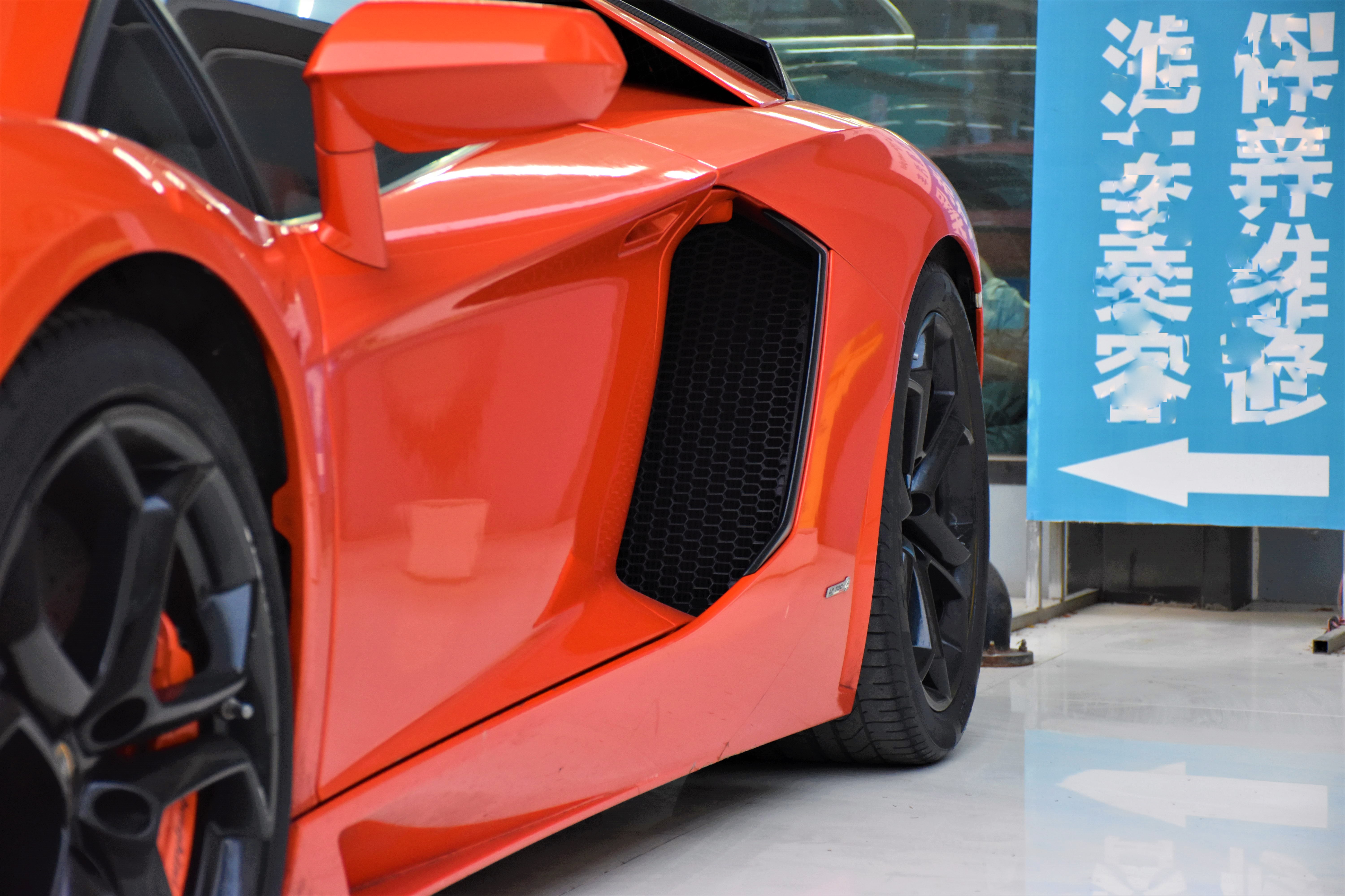 第一次开兰博基尼Aventador LP 700是种什么体验？