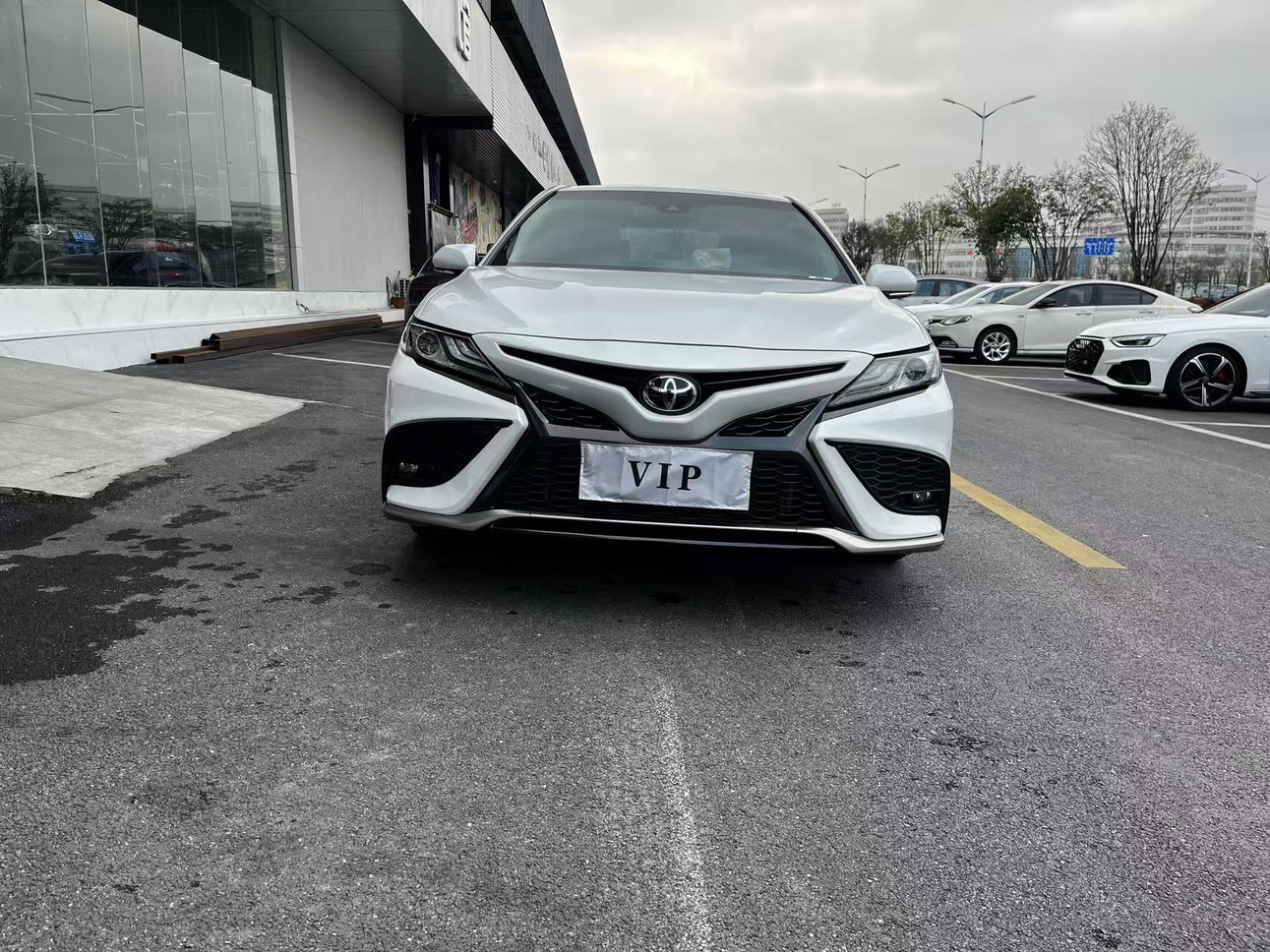 2023款丰田凯美瑞，8千公里准新车，家用舒适之选！