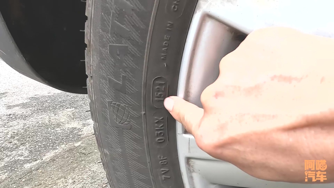 换下来的旧轮胎都去哪了？你都丢给修理店了吗？很多司机不懂吃亏