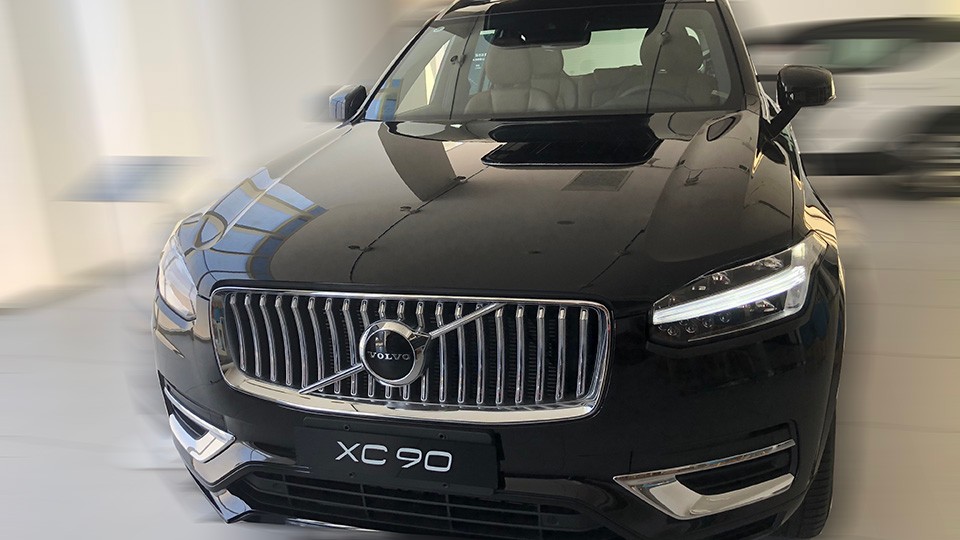 沃尔沃XC90：罗翔代言卖不过奥迪Q7，降14万行吗？