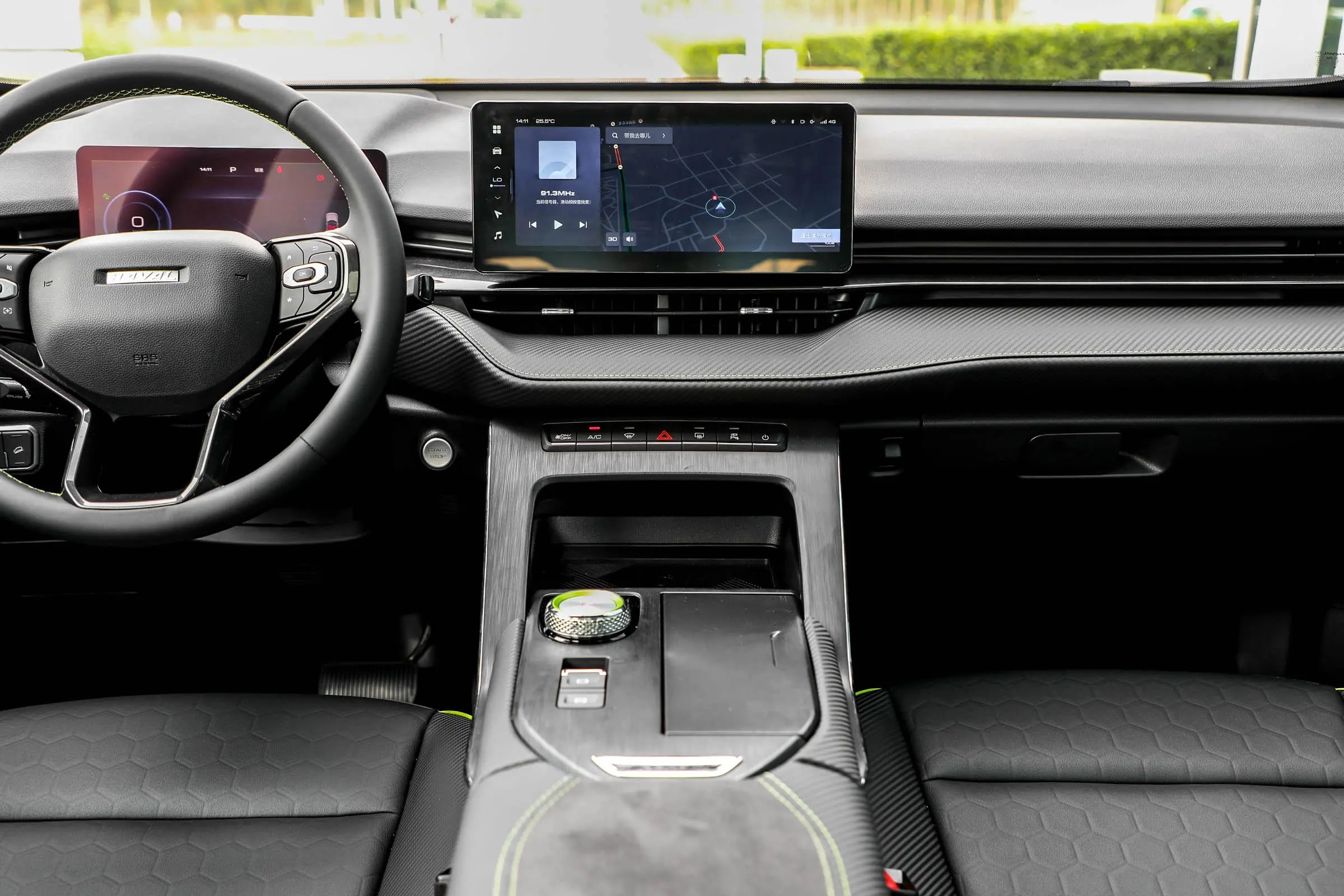 哈弗H6S:2.0T发动机+6.8s零百的SUV,考虑一下?