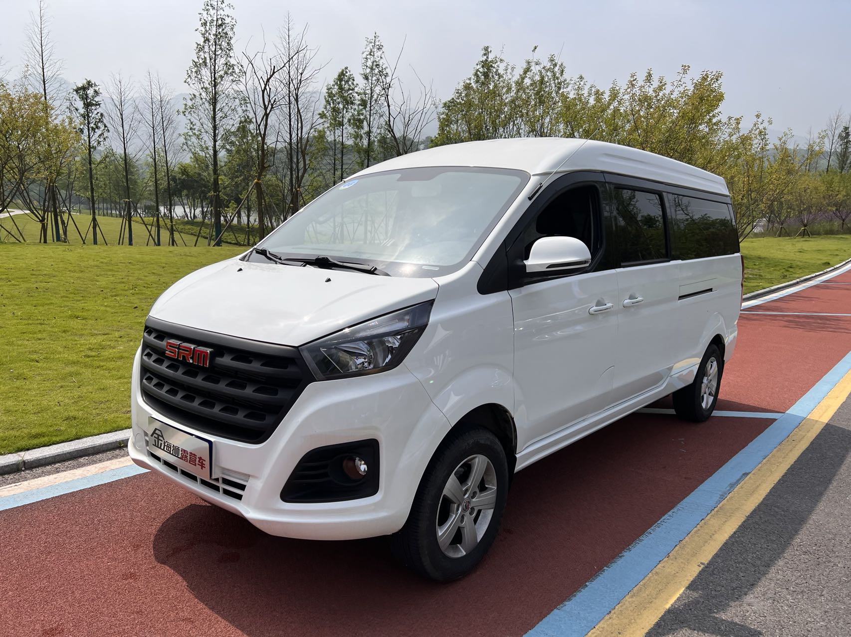 华晨鑫源金海狮m多功能mpv,解锁生活的无限可能!