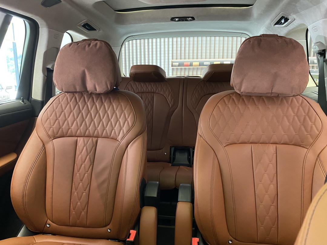 材料工程师评静态BMW X7：百万级宝马不该有槽点｜潘工车记
