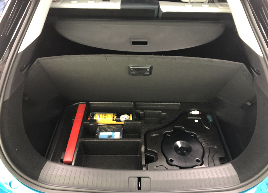 人气爆棚,展车脱销!极狐空间登陆8D重庆