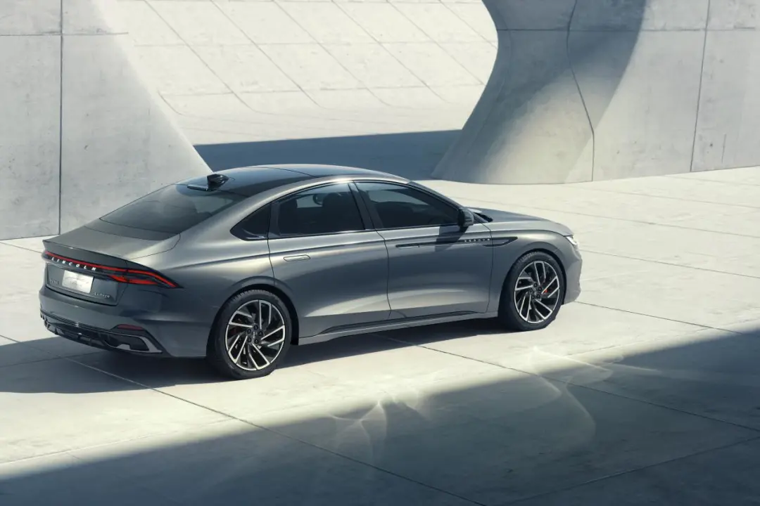 不止产品力越级，看林肯如何诠释美式豪华？