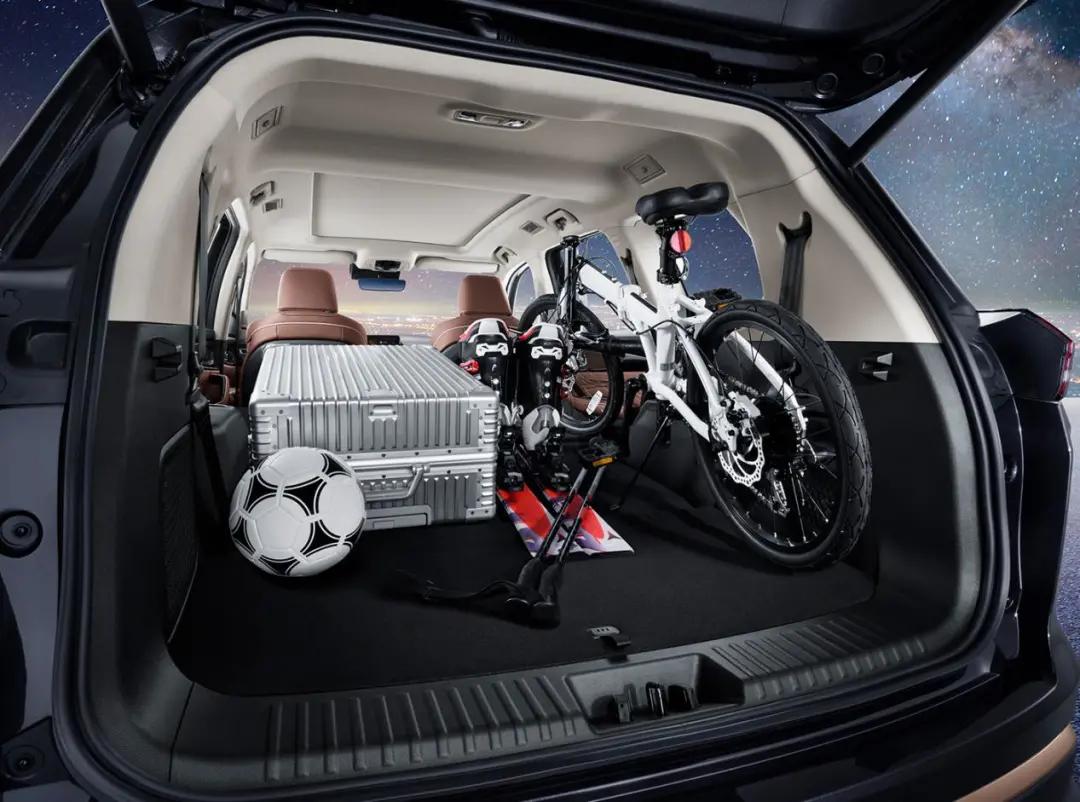 自主旗舰之战！星途揽月VS吉利星越L谁更胜一筹？