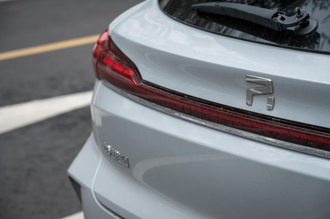 頂配續(xù)航超500、加速小于5秒，這個(gè)品牌的中型電動(dòng)車只賣26萬(wàn)