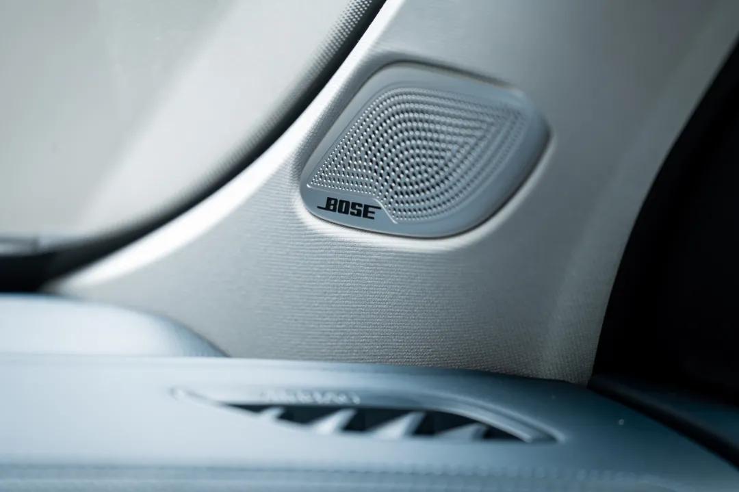 頂配續(xù)航超500、加速小于5秒，這個(gè)品牌的中型電動(dòng)車只賣26萬(wàn)