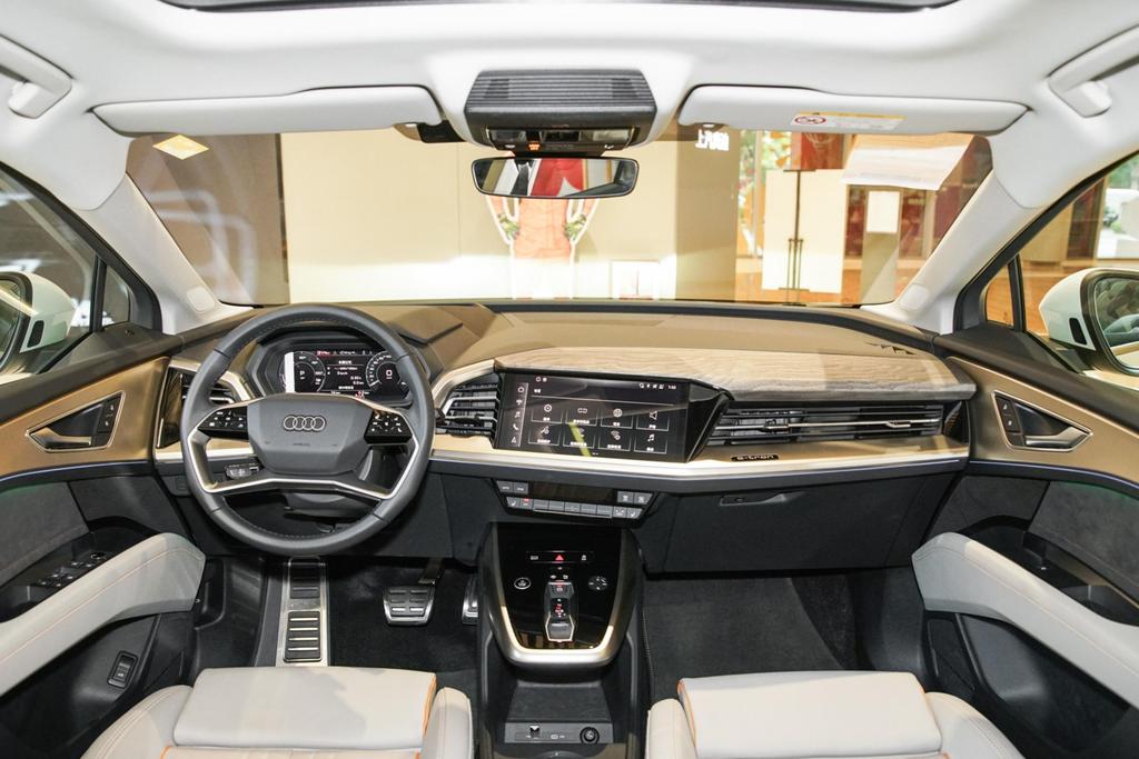 Audi Q5 e - tron edition one权益