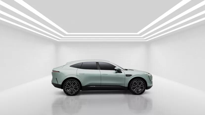 这款国产电动车性能堪比特斯拉，并且外形神似阿斯顿·马丁