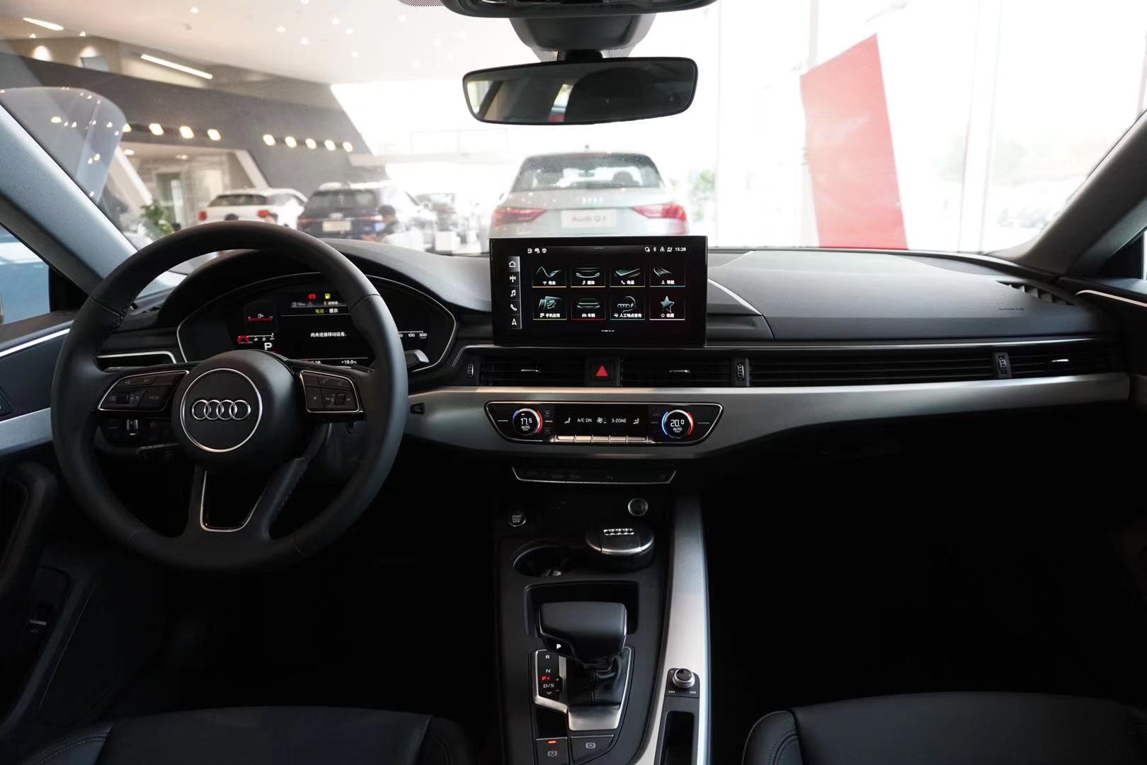 探店新款奥迪A5 Sportback，可甜可盐，家用又运动