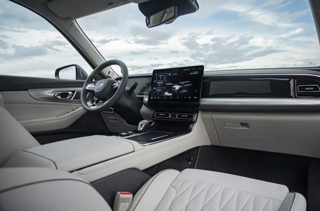 试驾| 汉兰达的平替？第二代传祺GS8表现更出色