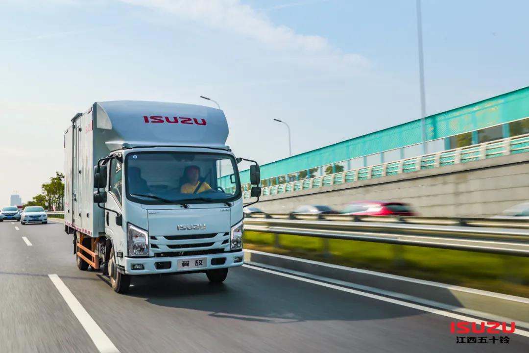 高效物流安全为先，看江西五十铃“翼”路护航