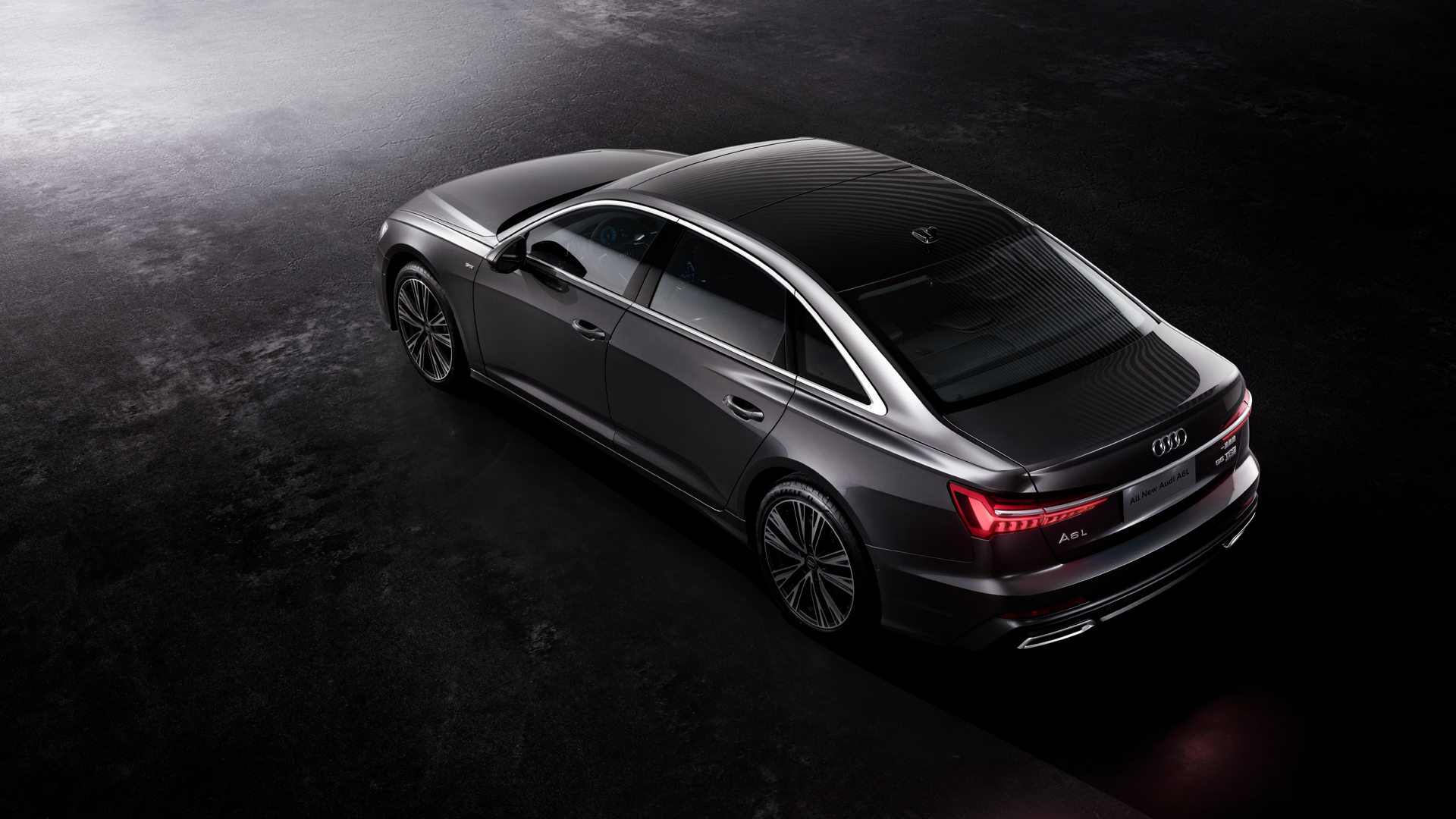 2022款奥迪a6l正式上市,设计不变配置调整,售价41.98万元起