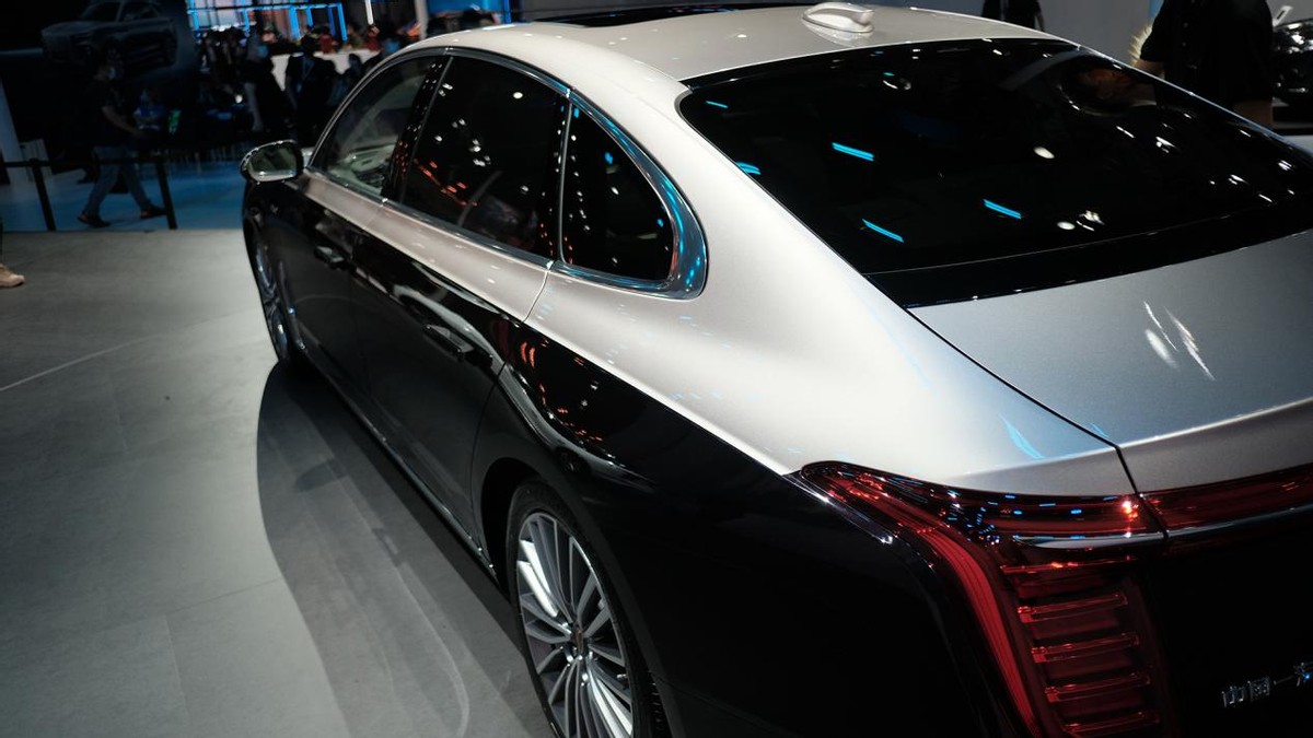 从变化看格局 实拍新款红旗H9