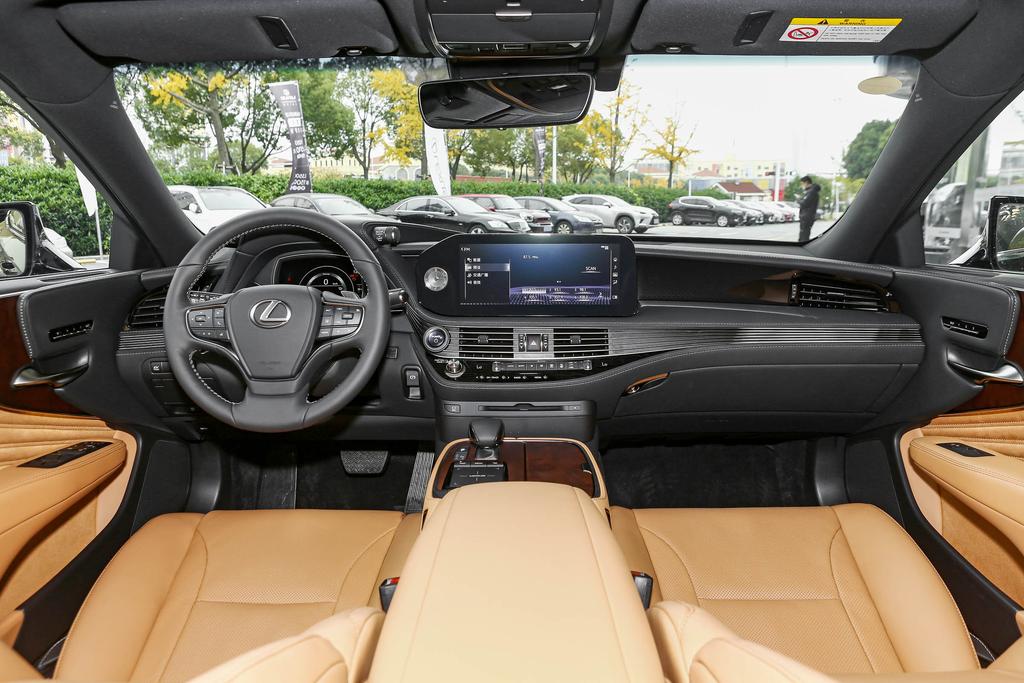 雷克萨斯LS限时优惠100元 欢迎试乘试驾