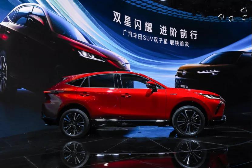 广汽丰田最新颜值担当？全新中型SUV威飒来了！