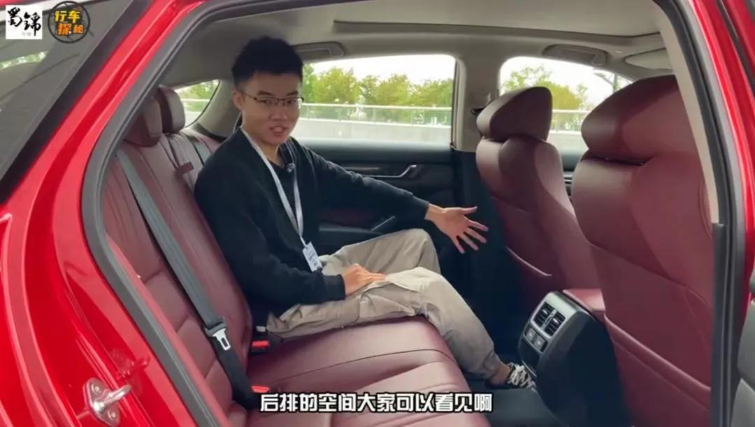 试驾全新雅阁：智能化让它更适合年轻人了