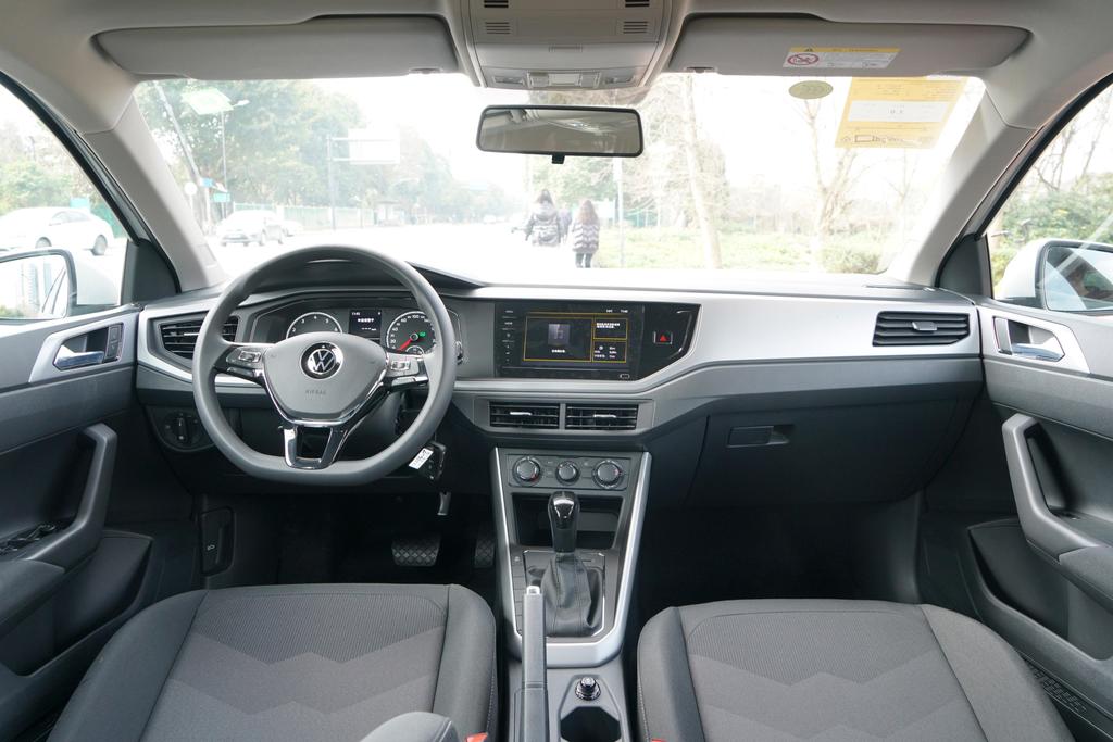 Polo售价8.99万元起 欢迎试乘试驾。