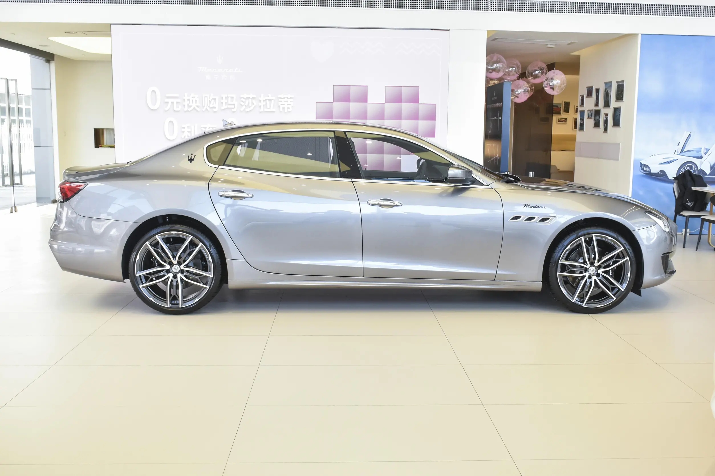 新款玛莎拉蒂总裁上市,3.0t动力,售价145.78-166.08万元