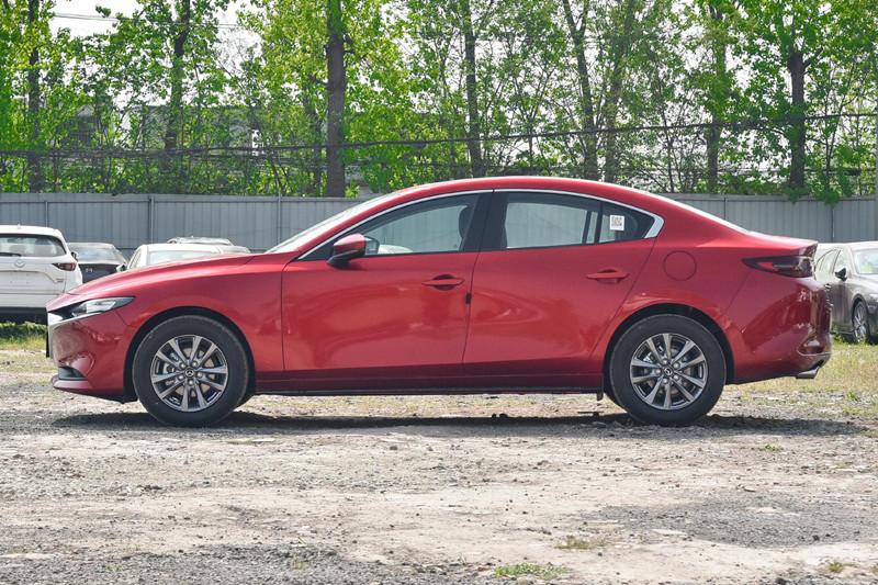 59万起 搭载1.5l 6at的紧凑型轿车马自达3 昂克赛拉是否值得推荐