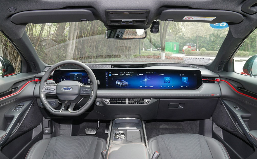 车长超4米9，内置大连屏，全新蒙迪欧开启预售