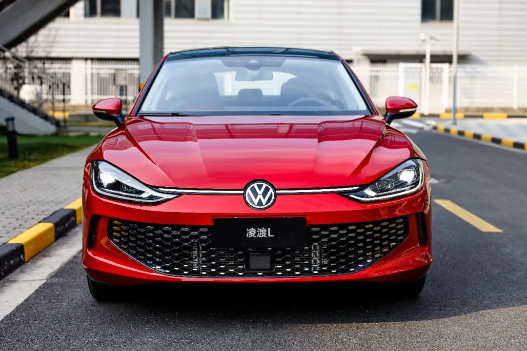 大众光环+无框车门+掀背设计，价格居然只要十多万？