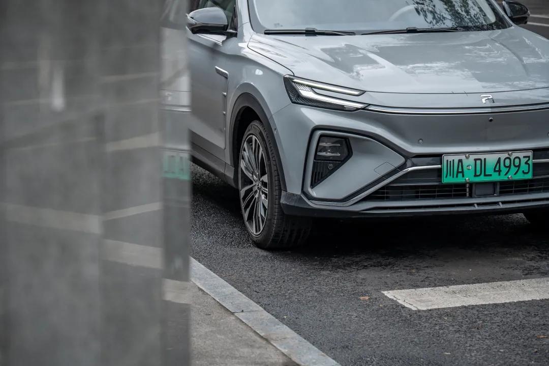 頂配續(xù)航超500、加速小于5秒，這個(gè)品牌的中型電動(dòng)車只賣26萬(wàn)