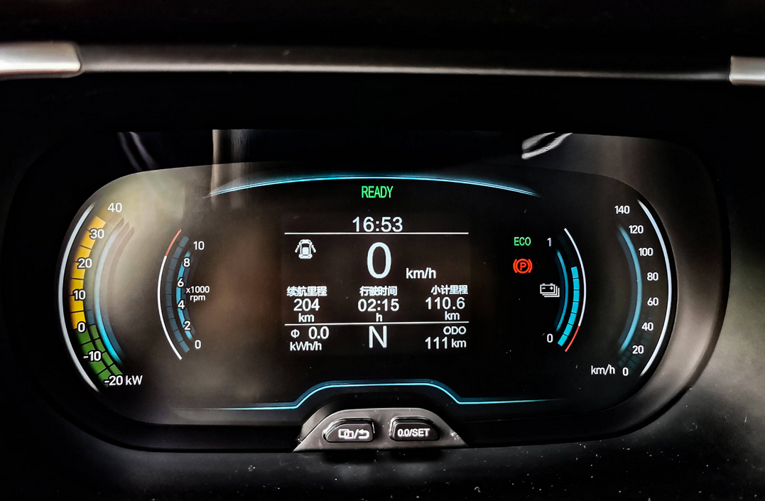 续航408km 自动泊车 全铝车身……小蚂蚁20万蚁粉款为什么这么强