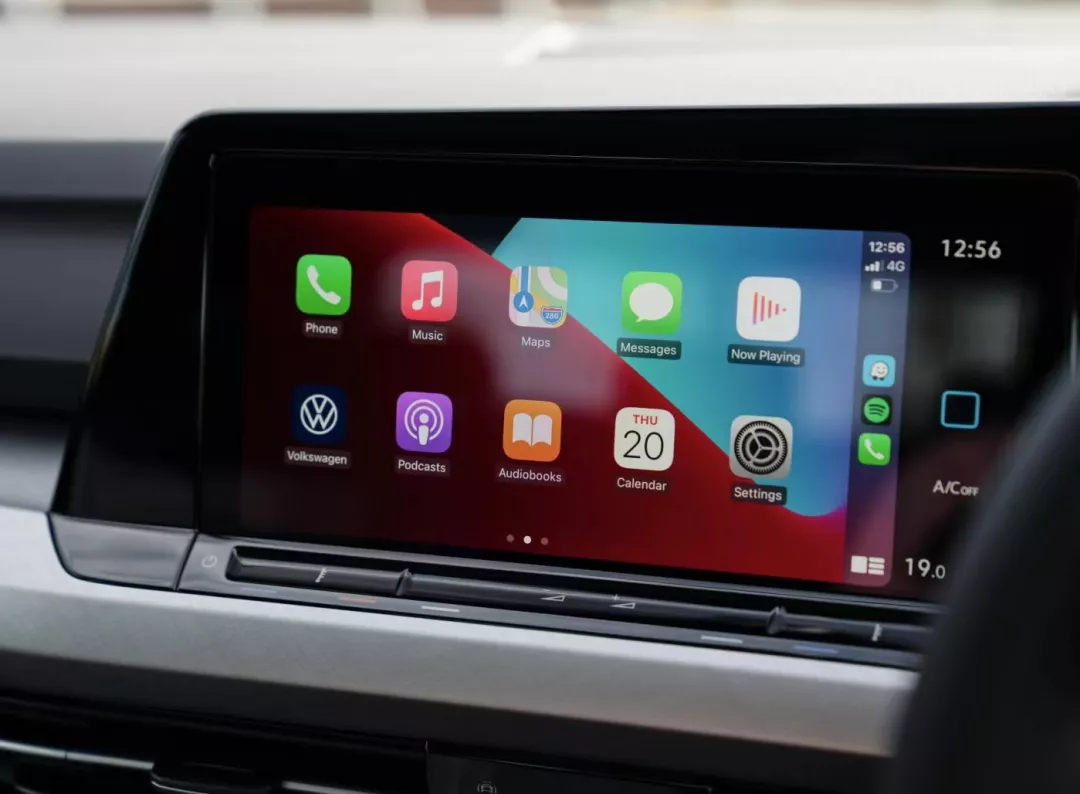 奔驰EQS上市；高尔夫车机将迎重大升级