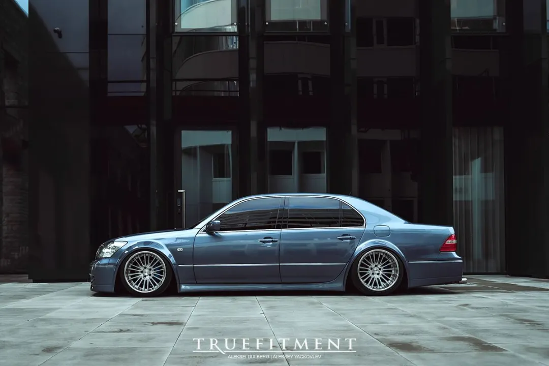 这款日系紧凑型SUV比GLC和X3还贵，消费者却争抢购买