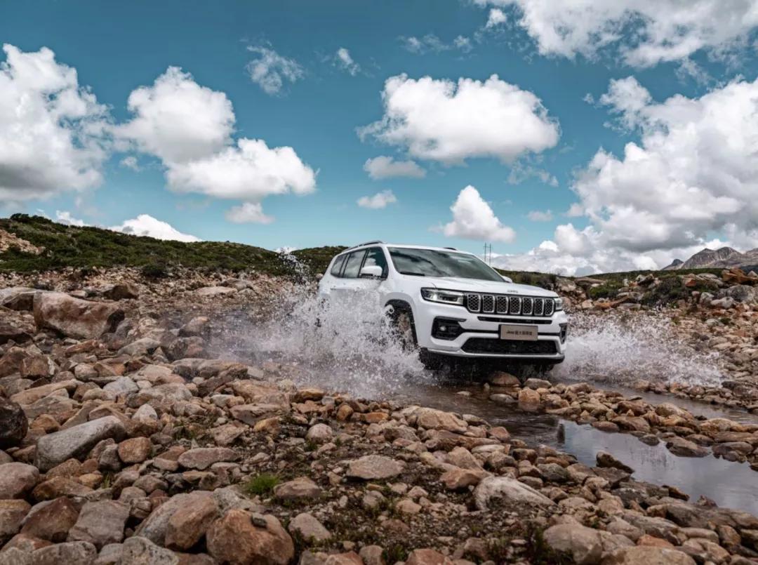 试驾Jeep新大指挥官：自驾游神器，家用车利器