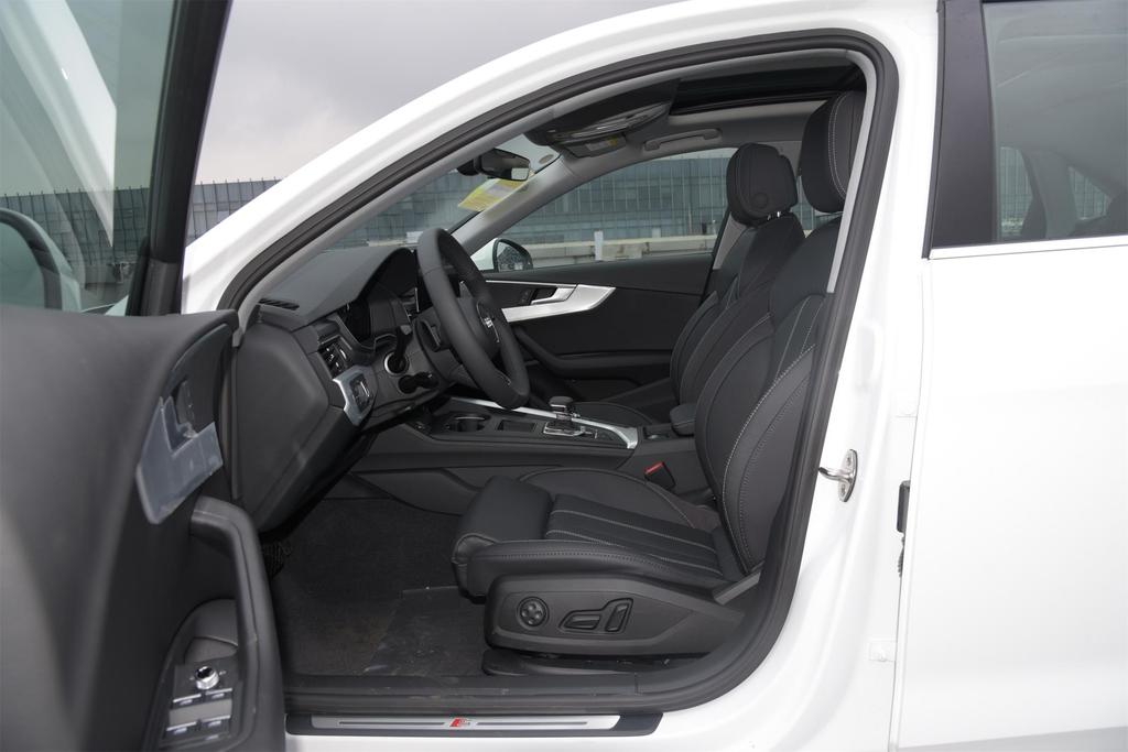 惊喜福利到, 荆门奥迪A4L购车优惠17.51%, 期待您的光临