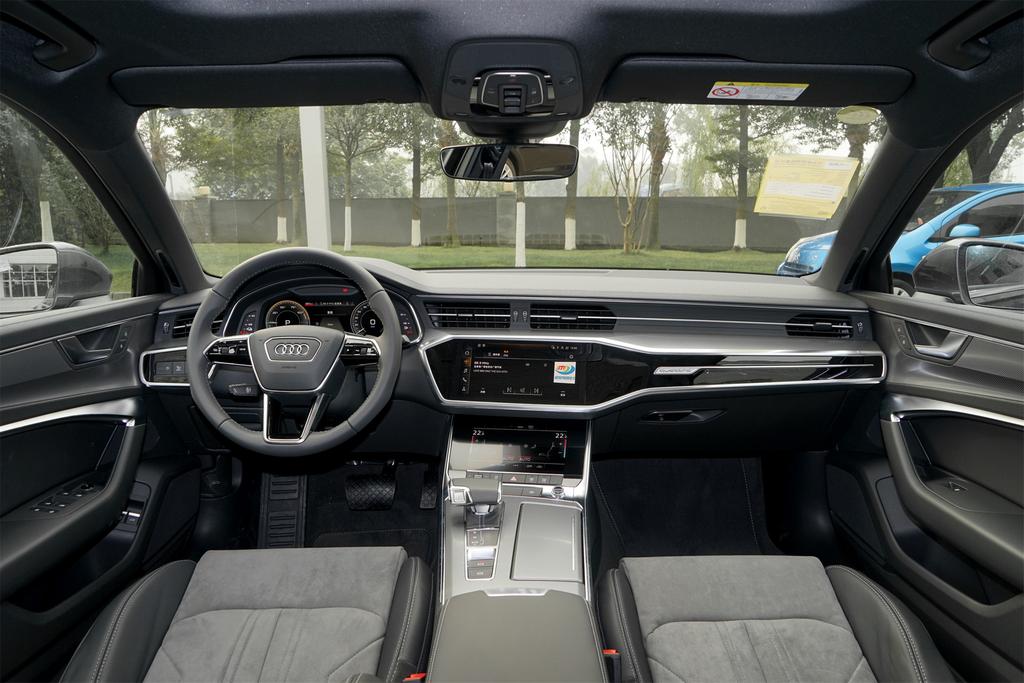 深圳宝安中升奥迪A6L PHEV限时特惠1.53万元