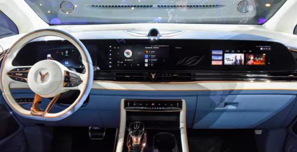 加价赛那，都赢不了“可油可电”的增程式岚图梦想家