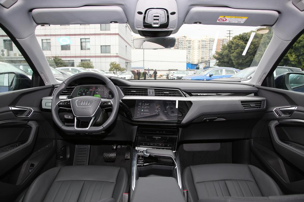 奥迪e-tron Sportback(进口)限时优惠100元 欢迎试乘试驾