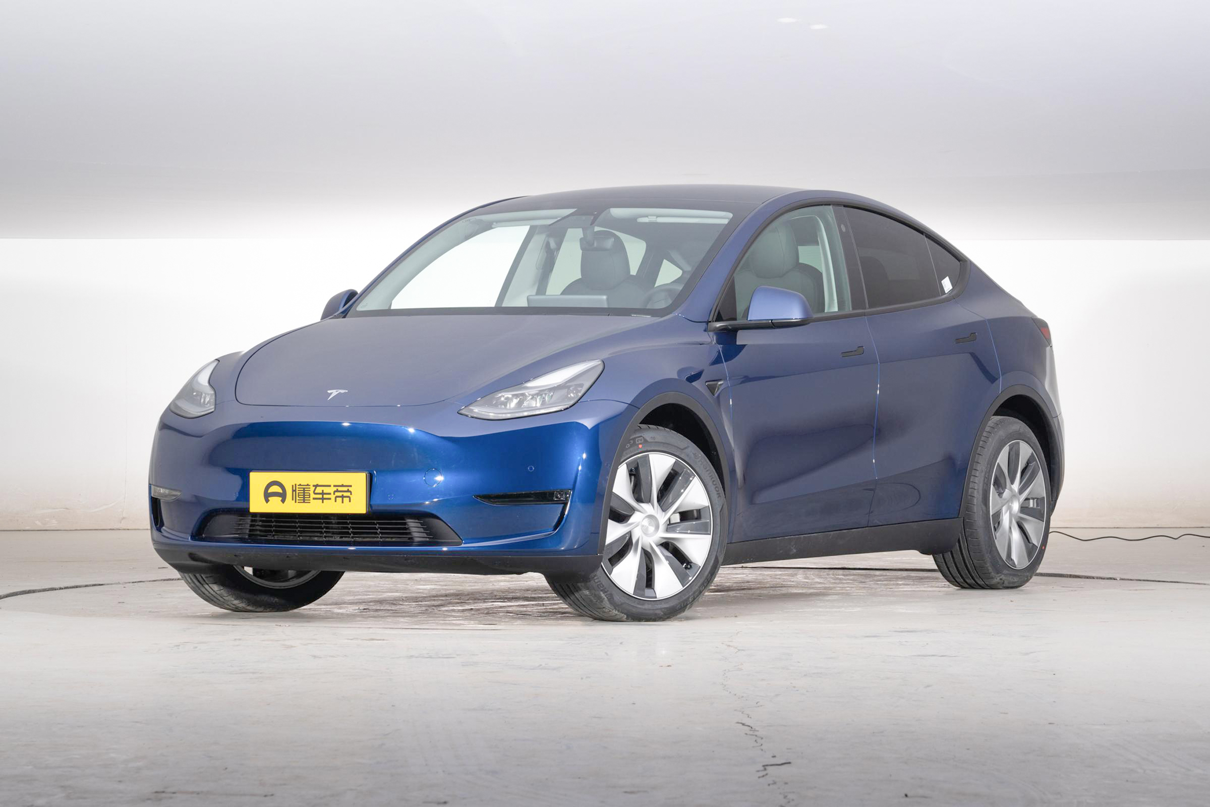新車｜這款小車竟然贏了特斯拉？2021年新能源暢銷車Top10出爐